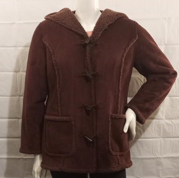 L.L. Bean Jackets & Blazers - L.L. Bean faux sweade sherpa lined coat